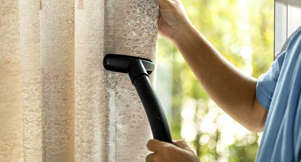 Professional Curtain Cleaning Service